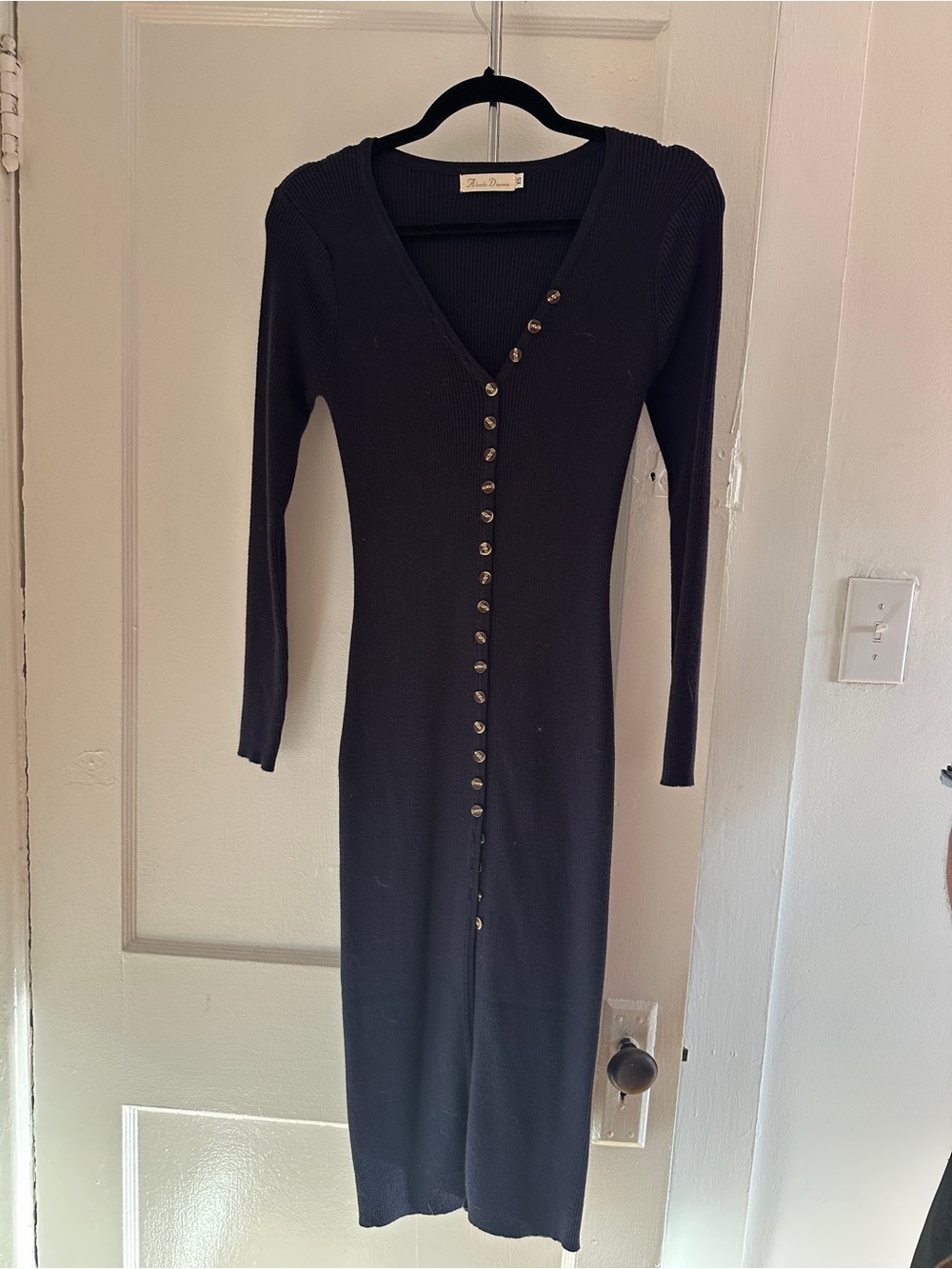 Black Ribbed Button-Front Midi Dress Alenda Danmos